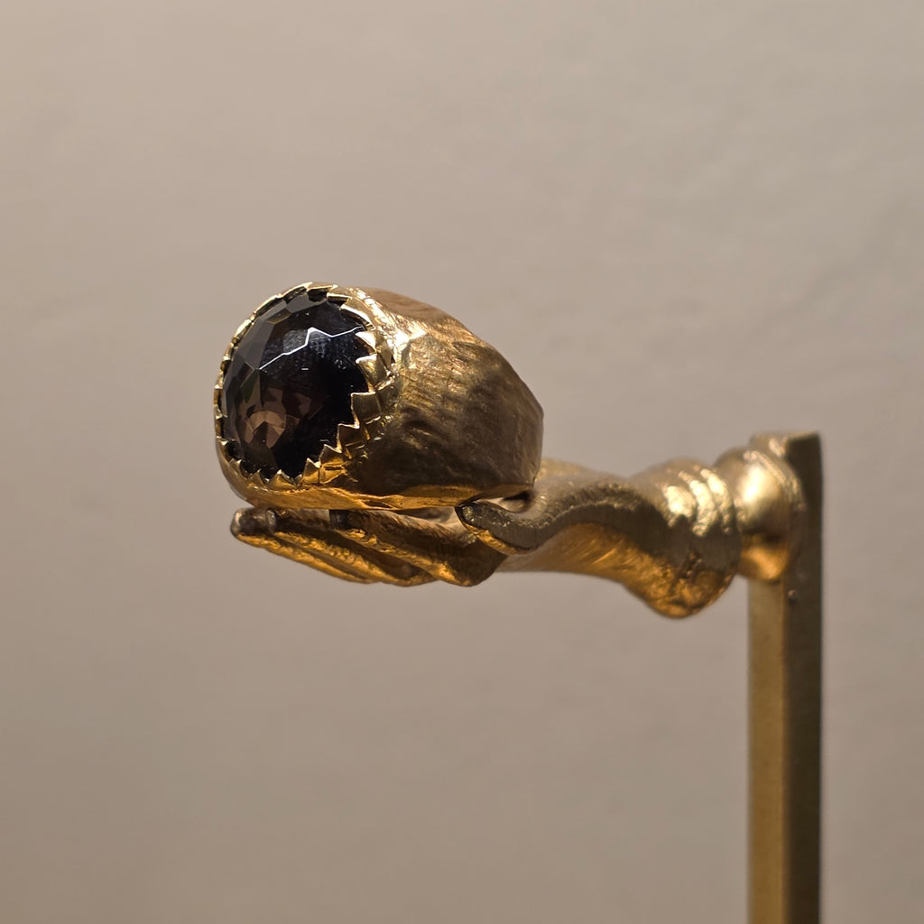 Anello in bronzo giallo e quarzo fumè